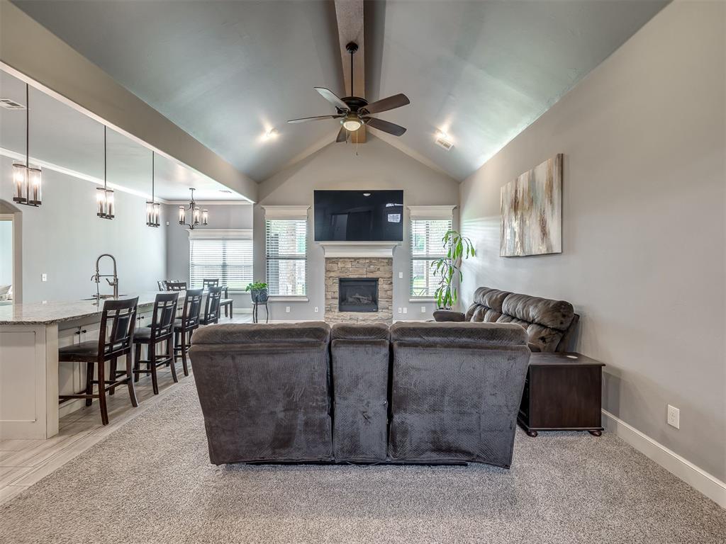 2513 Wayne Cutt Avenue