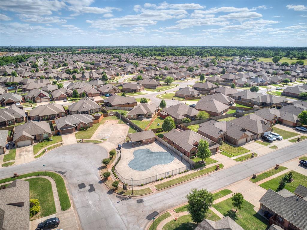 2513 Wayne Cutt Avenue