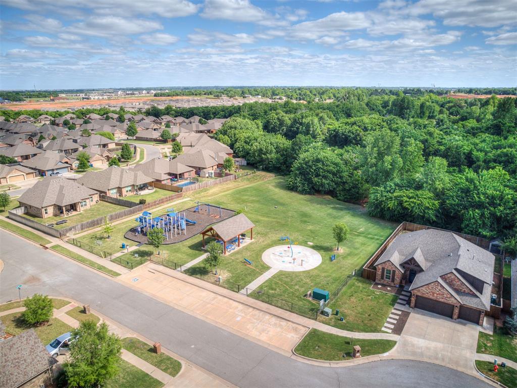 2513 Wayne Cutt Avenue