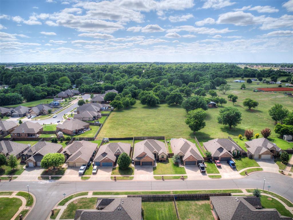 2513 Wayne Cutt Avenue