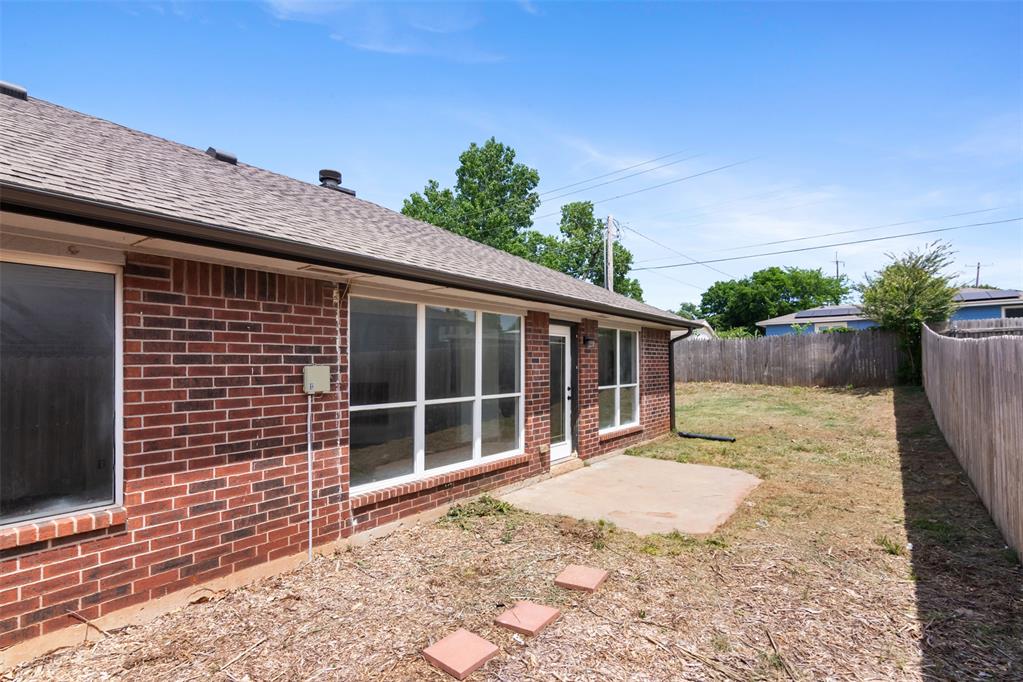 9237 Apple Drive