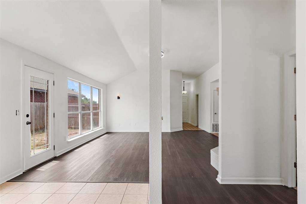 9237 Apple Drive
