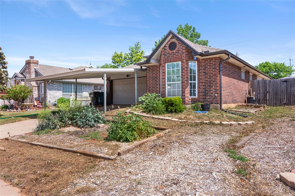 9237 Apple Drive