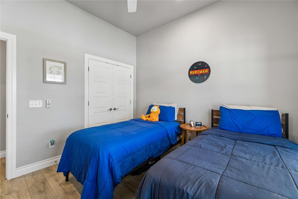 3016 Drake Crest Drive