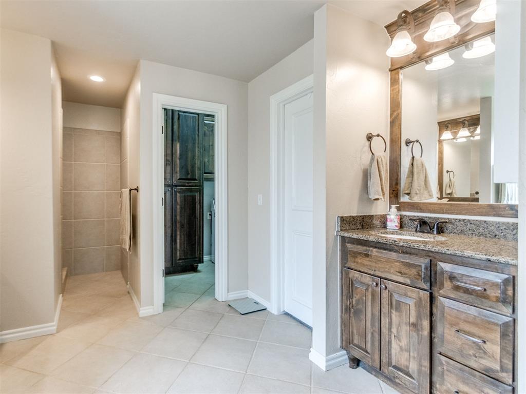 1105 Julies Trail