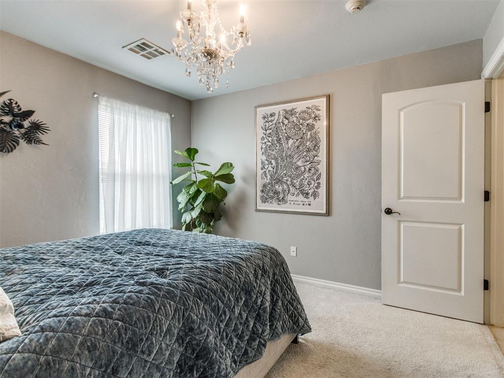 1105 Julies Trail