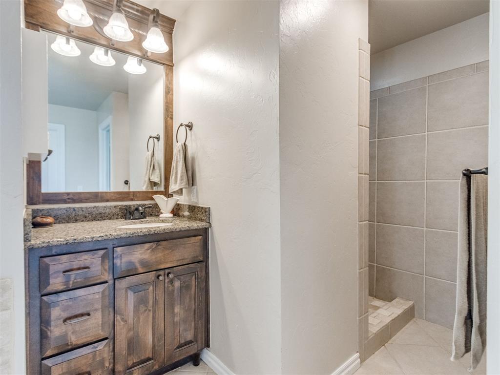 1105 Julies Trail