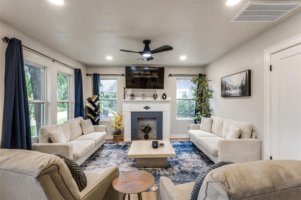 1212 NW 48th Street