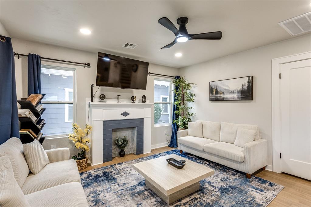 1212 NW 48th Street