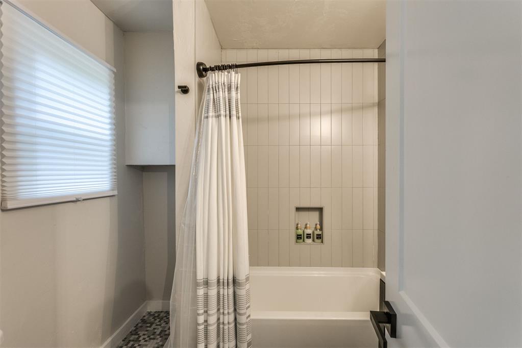1212 NW 48th Street