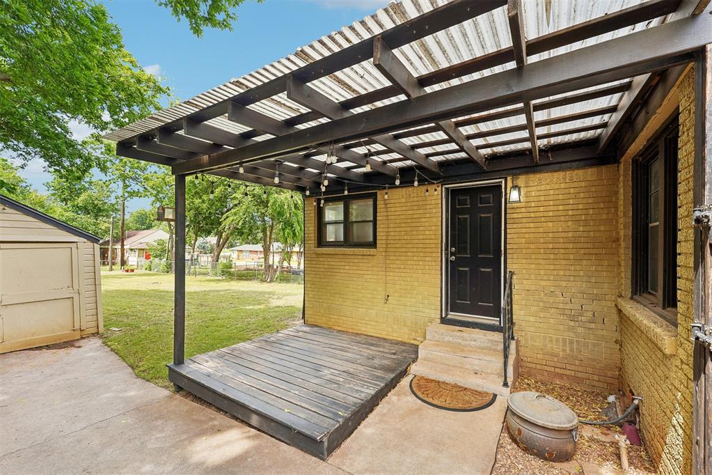 1928 NW 37th Street