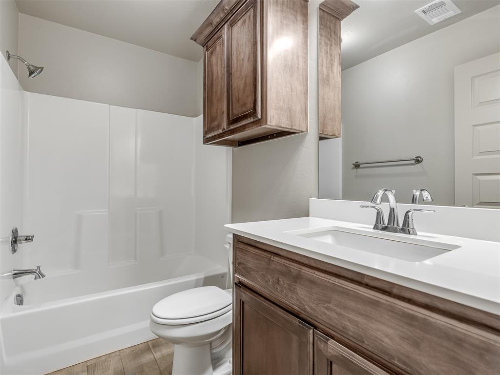 611 Red Cedar Way