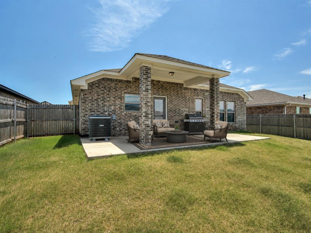 611 Red Cedar Way