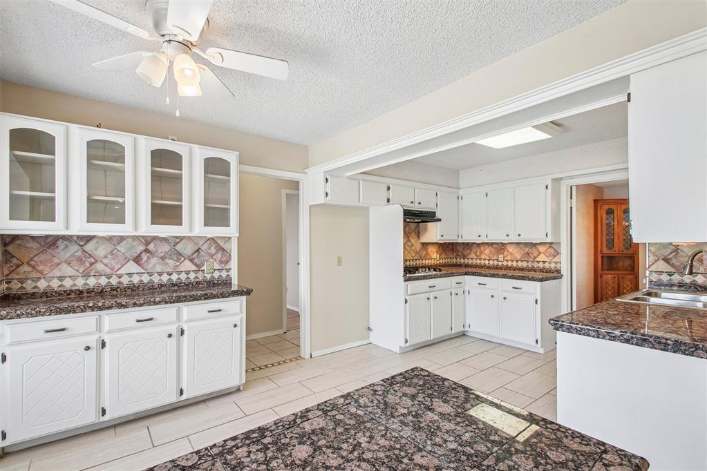 812 Dripping Springs Drive