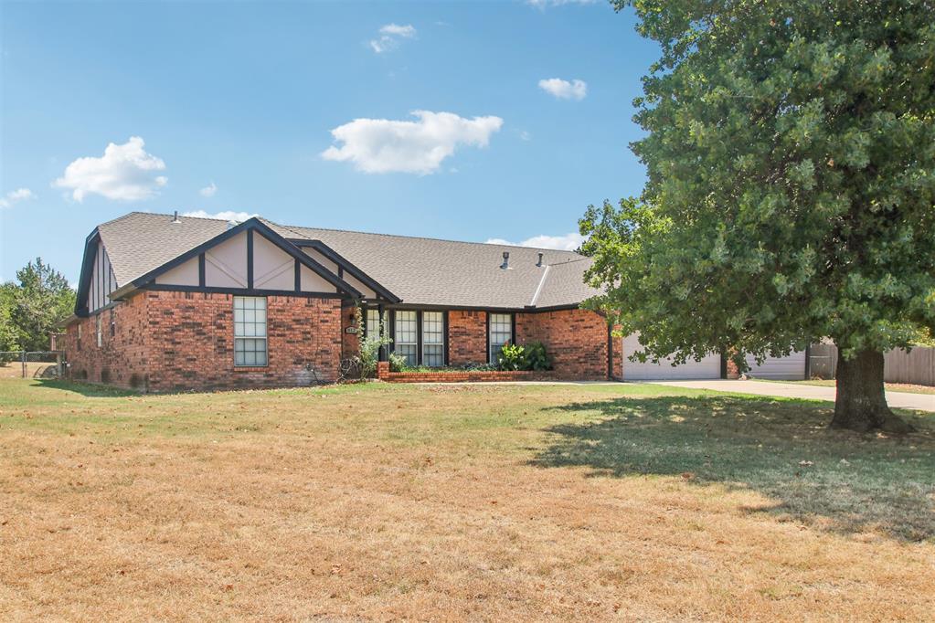 812 Dripping Springs Drive