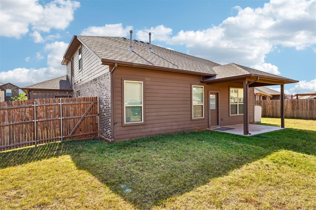 14721 Rambling Creek Circle