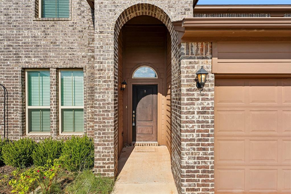14721 Rambling Creek Circle