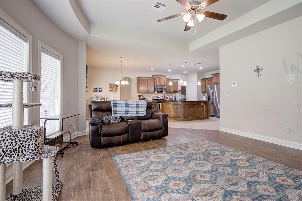 16300 W Petaluma Place