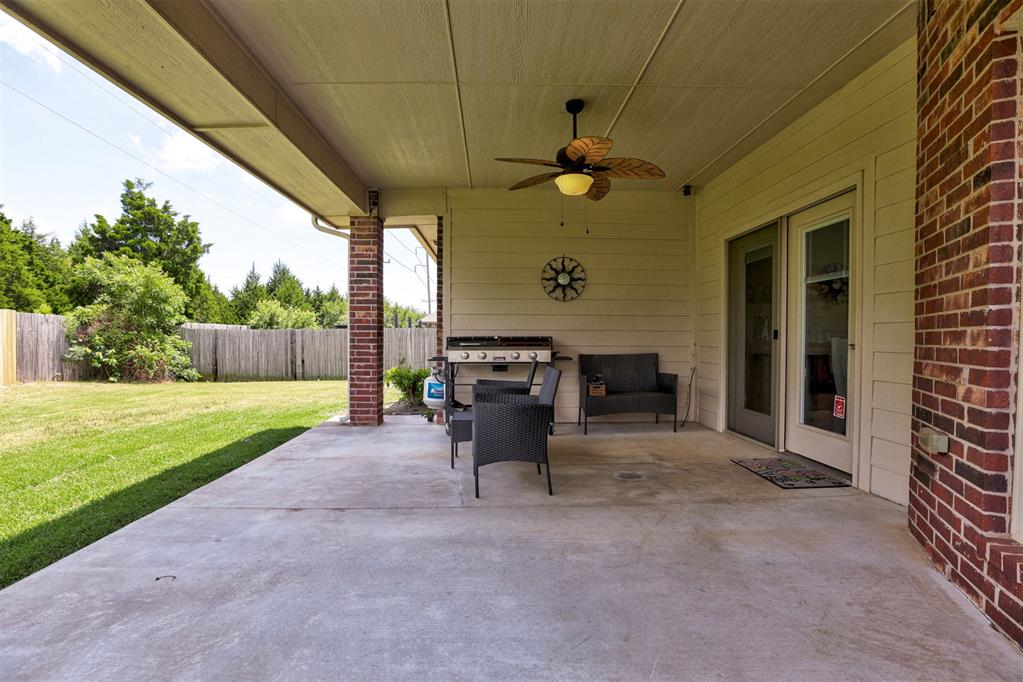 16300 W Petaluma Place