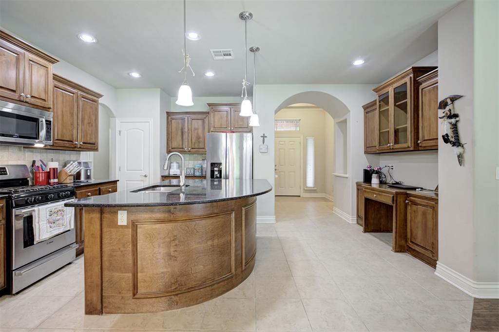 16300 W Petaluma Place
