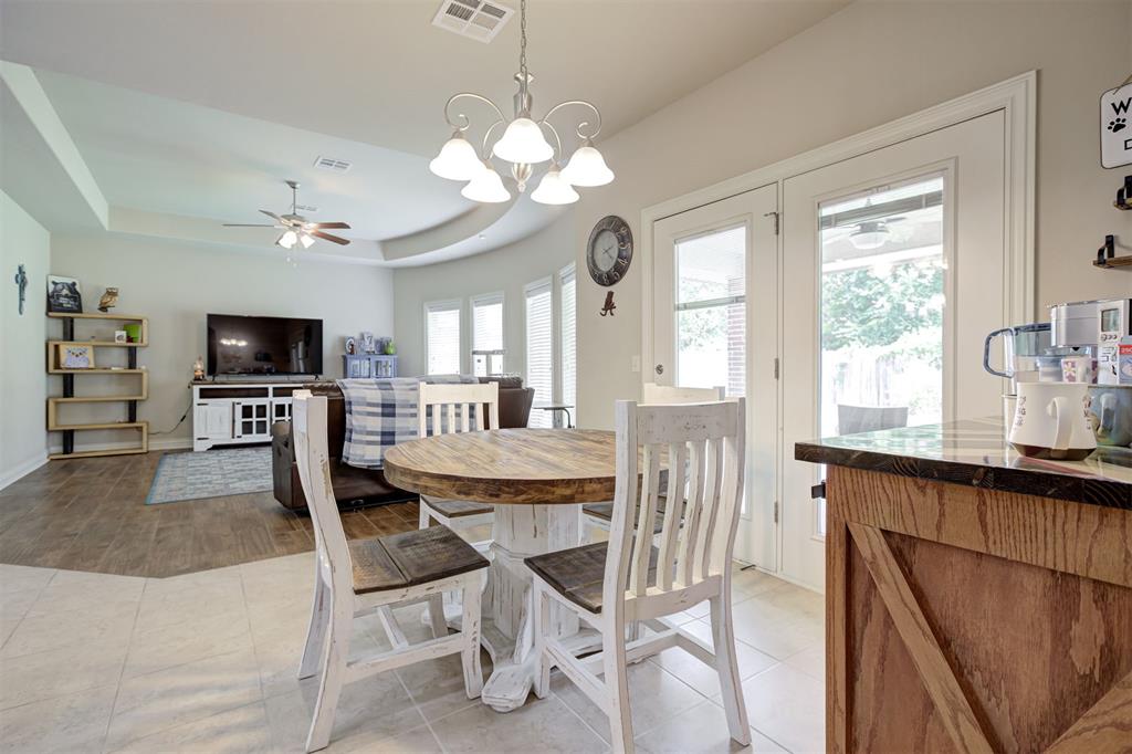 16300 W Petaluma Place
