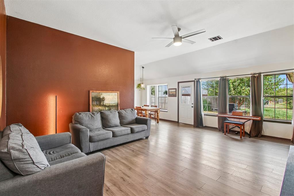 4921 SE 87th Street