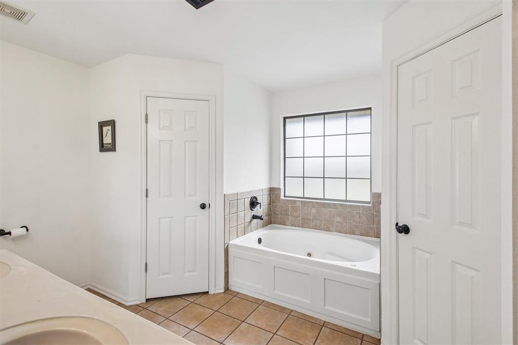 4921 SE 87th Street