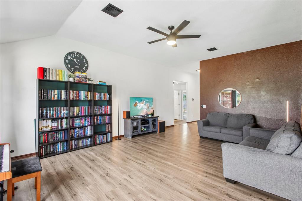 4921 SE 87th Street