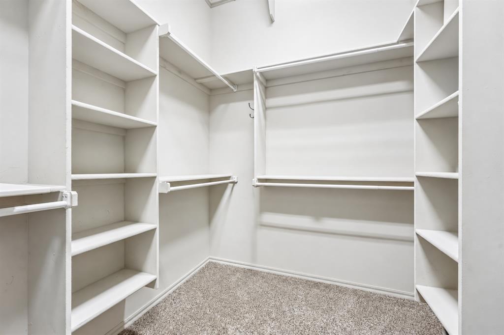 3917 Lakeshire Ridge Court