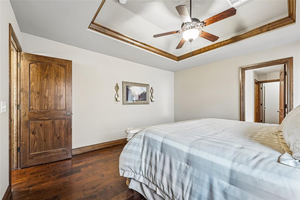 3917 Lakeshire Ridge Court