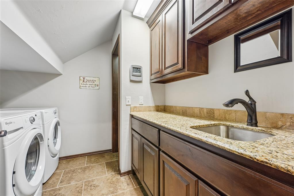 3917 Lakeshire Ridge Court