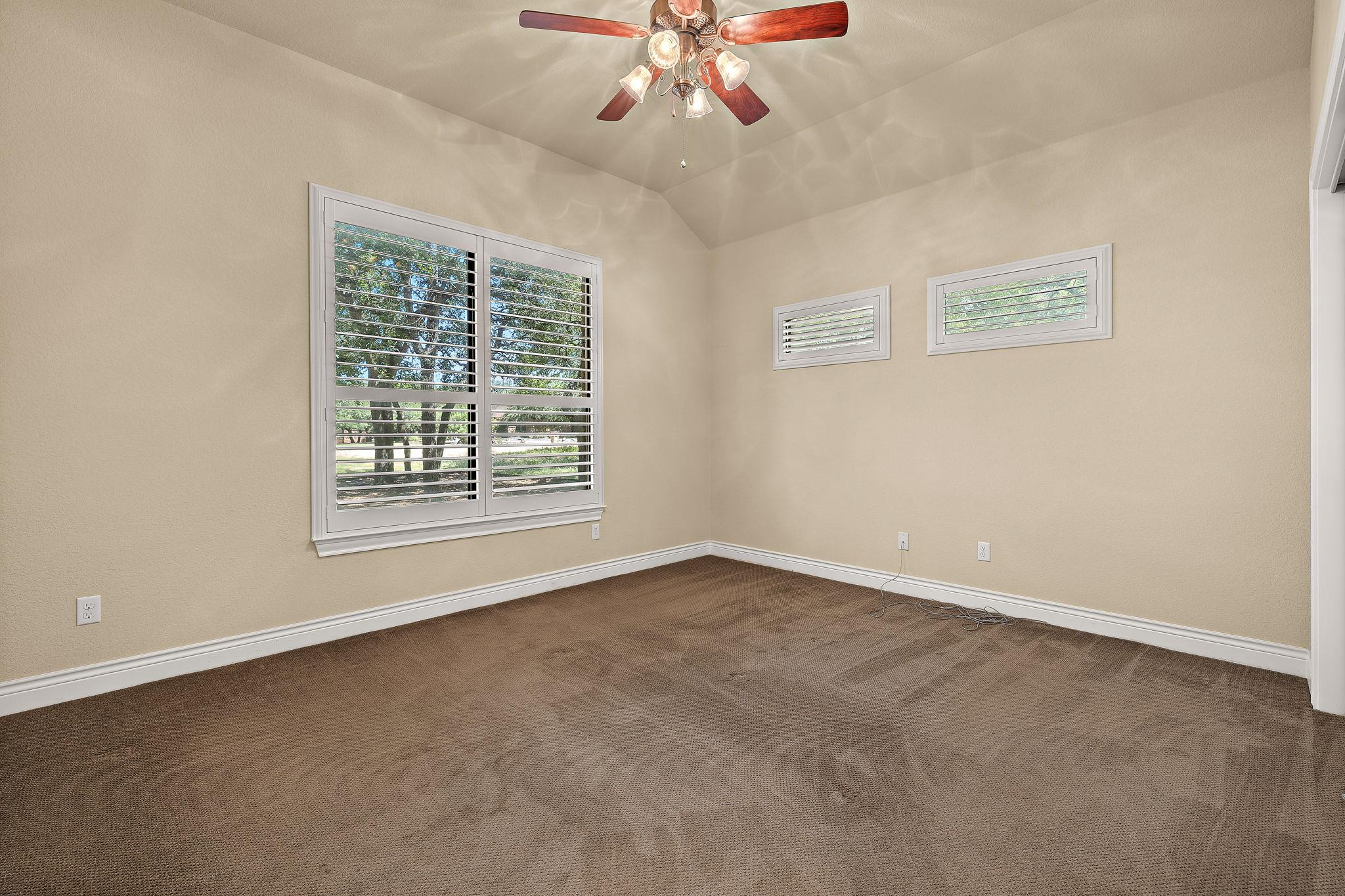 165 Silverado DR
