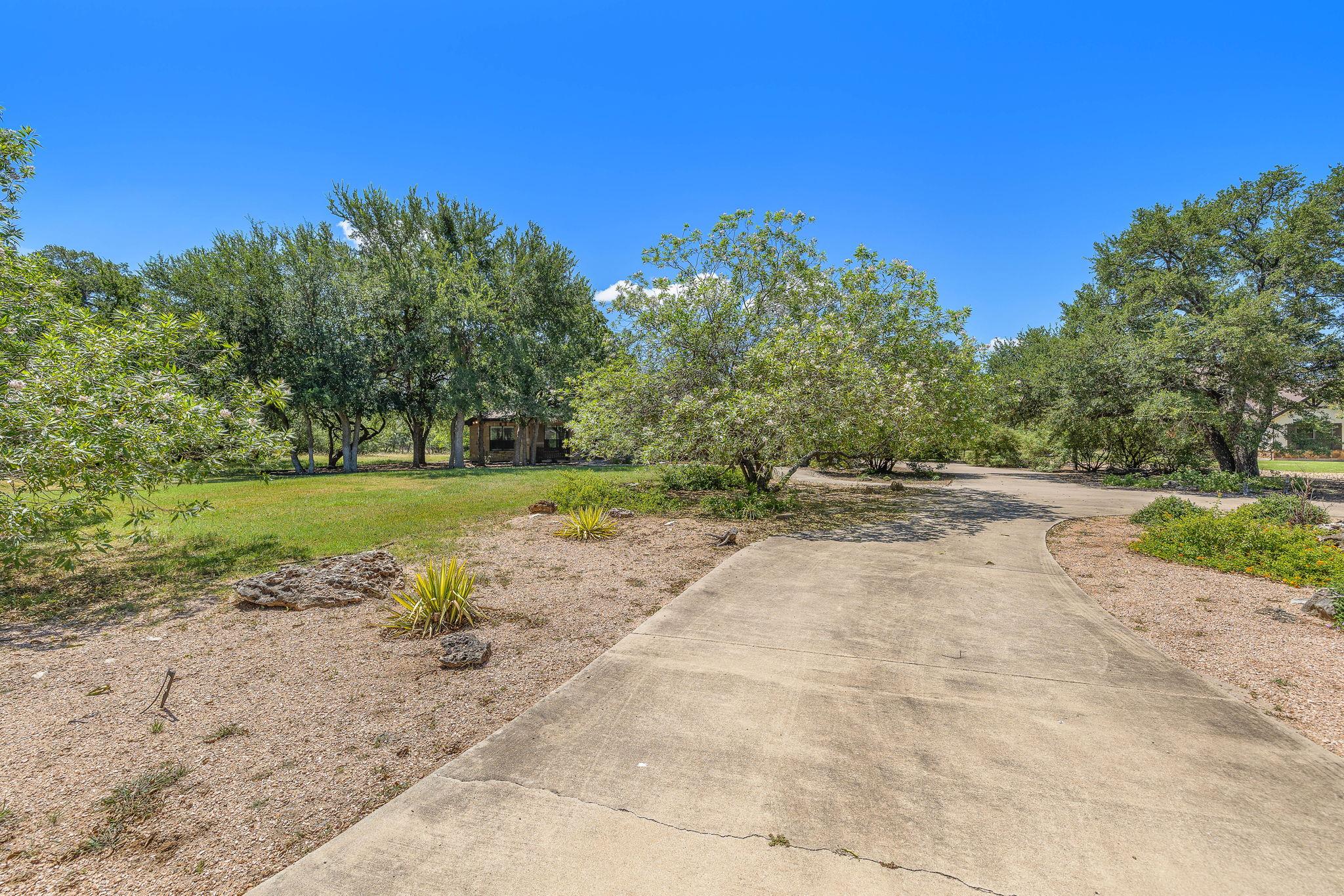 165 Silverado DR