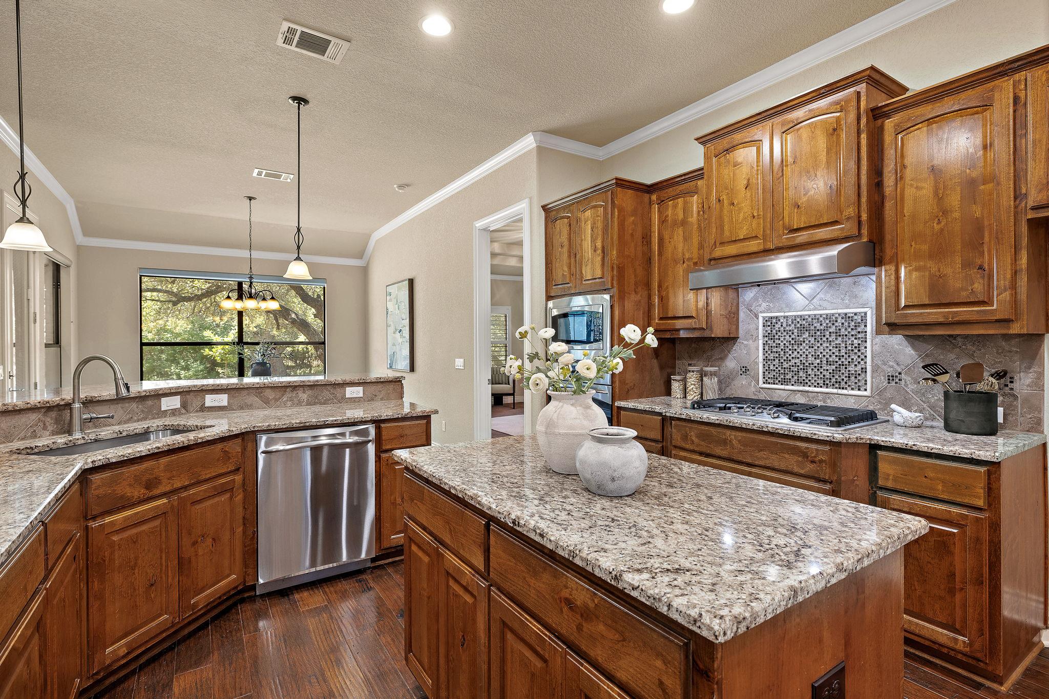 165 Silverado DR