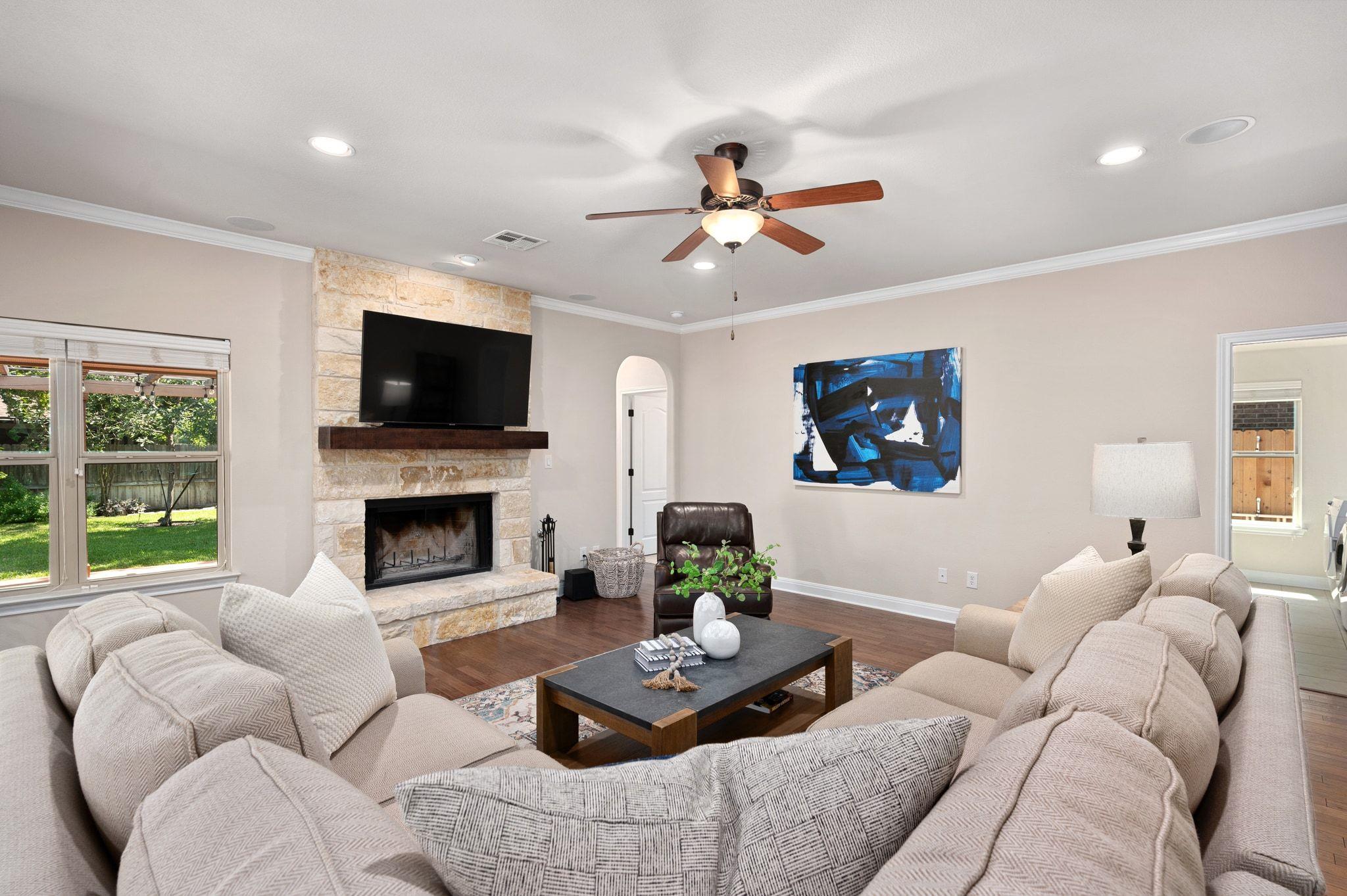 30011 Edgewood DR