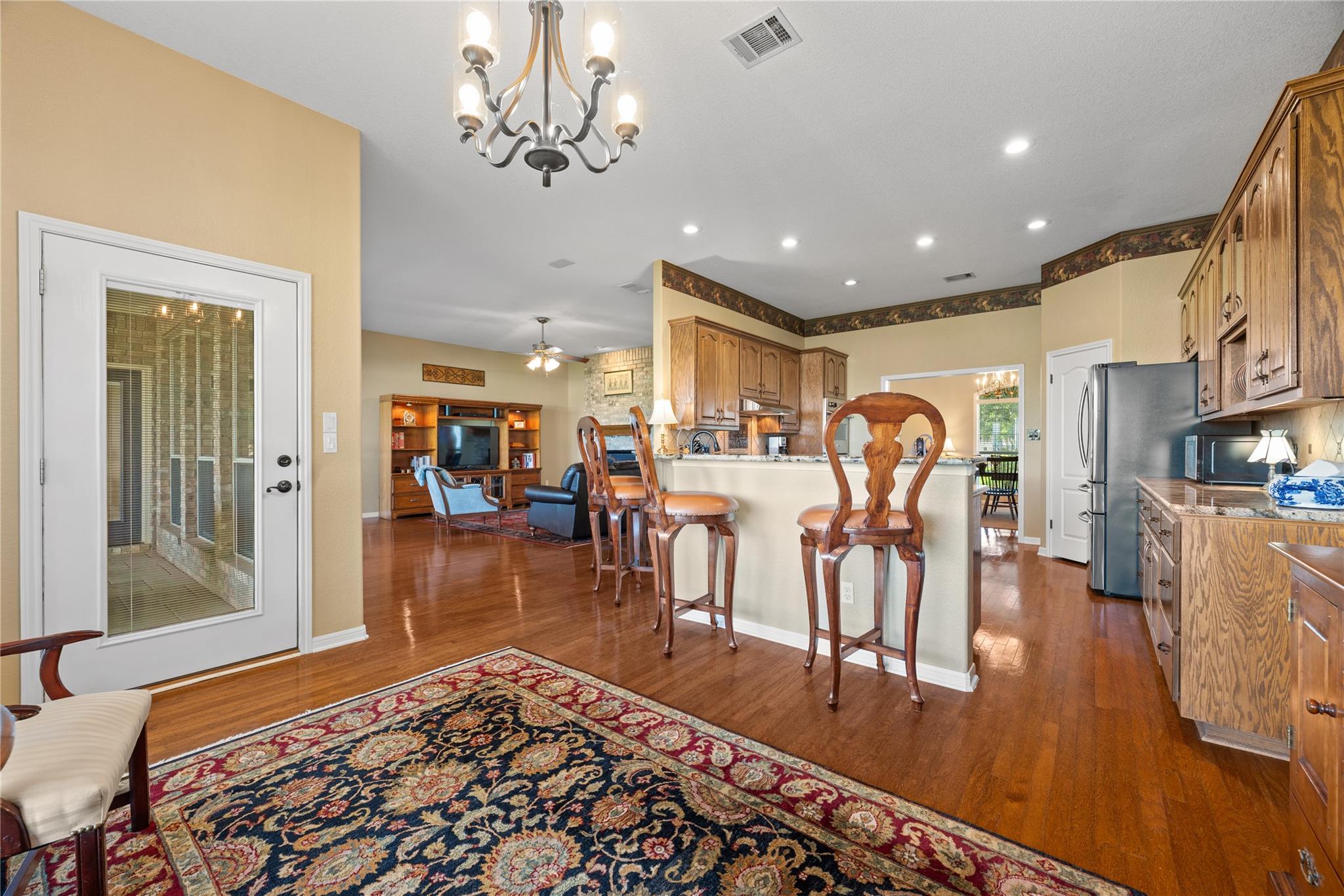 266 Courtnees WAY