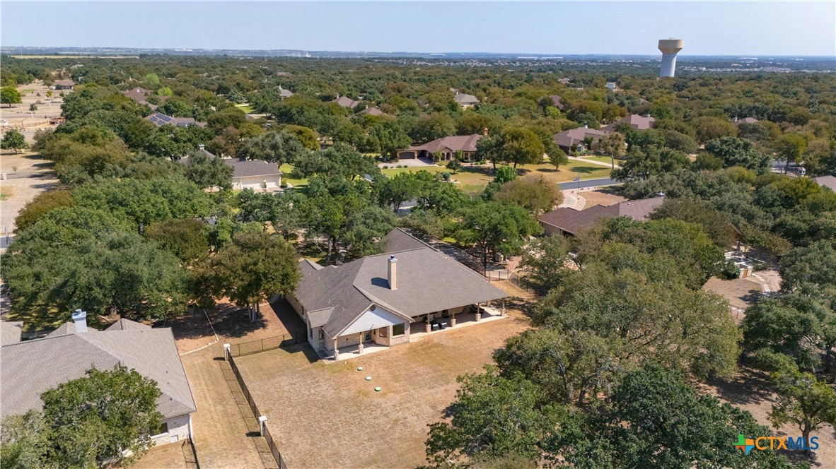 201 Roble Roja Drive