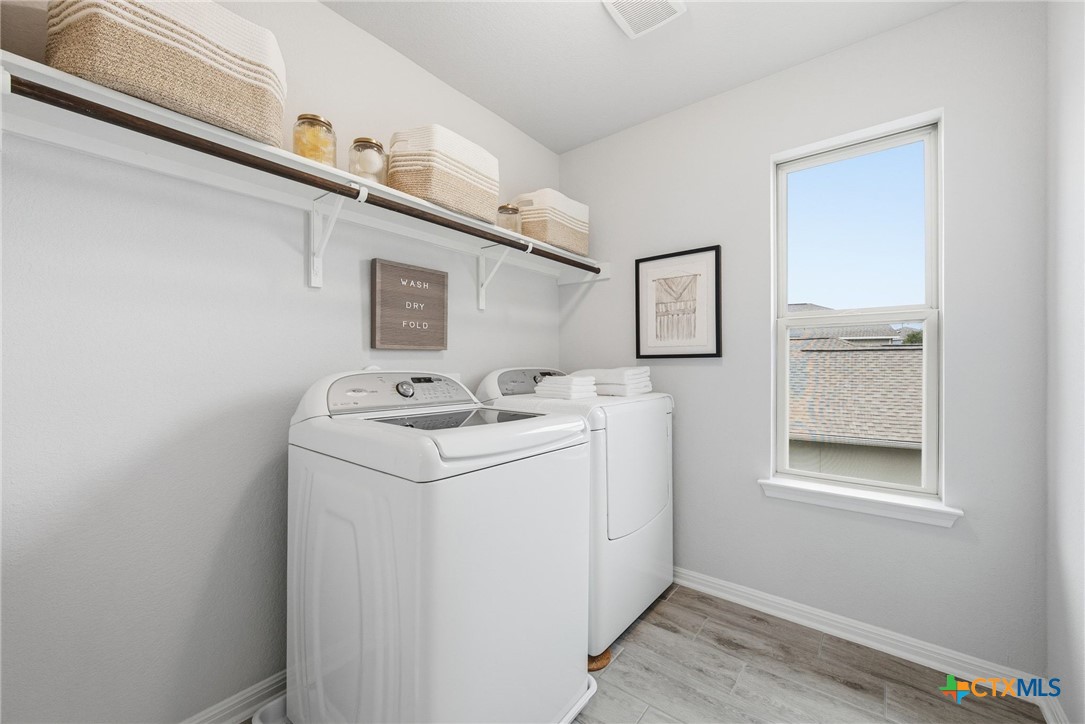 2211 Limestone Lake Drive 40