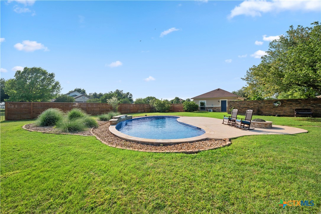 266 Courtnees Way