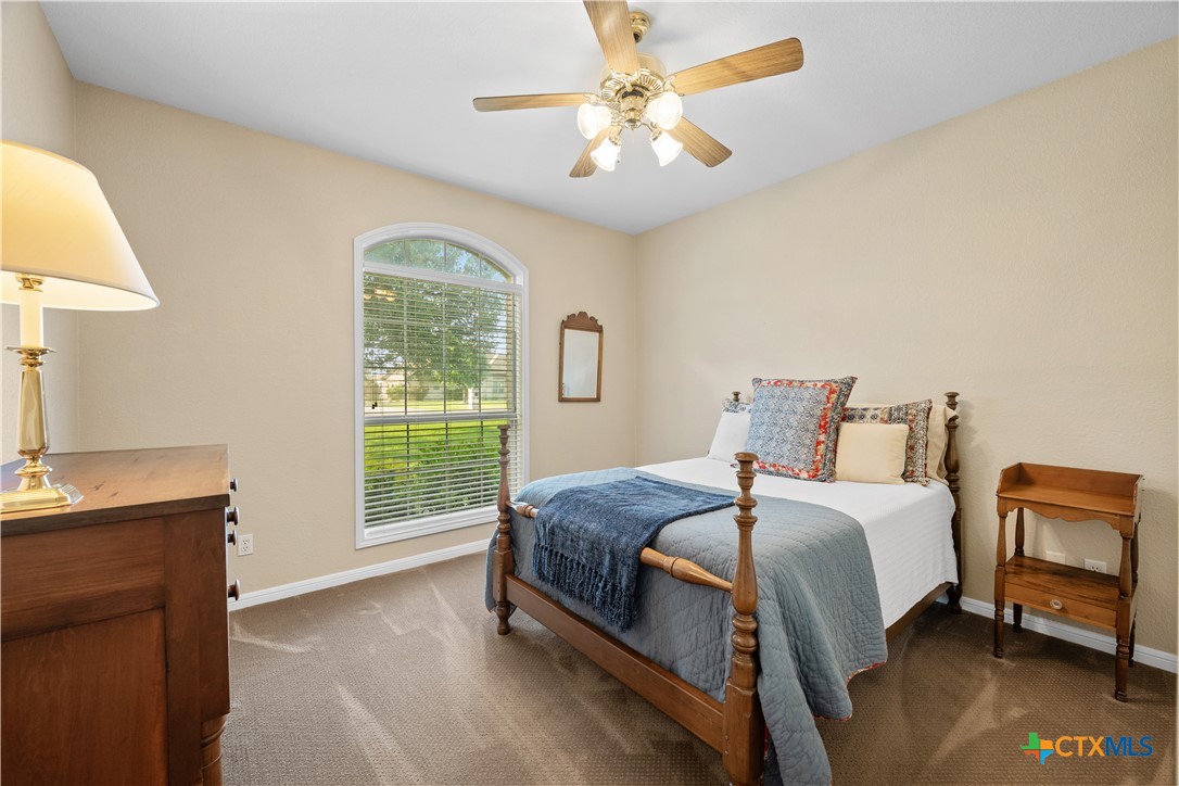 266 Courtnees Way