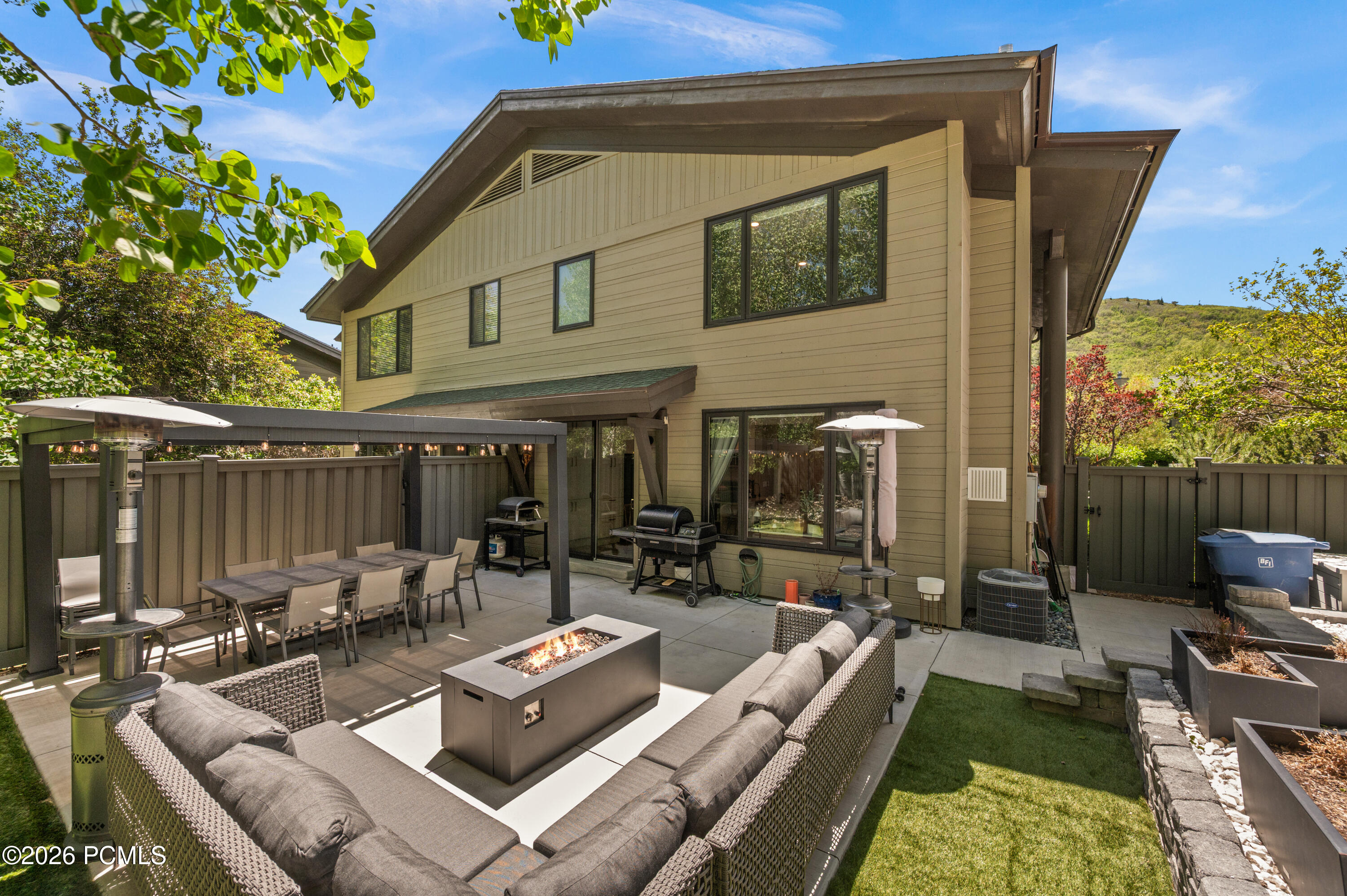2656 Cottage Loop