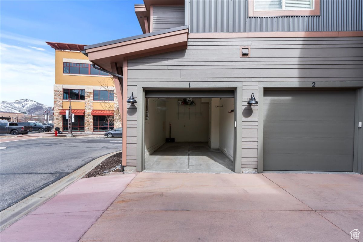 6322 PARK LN #1
