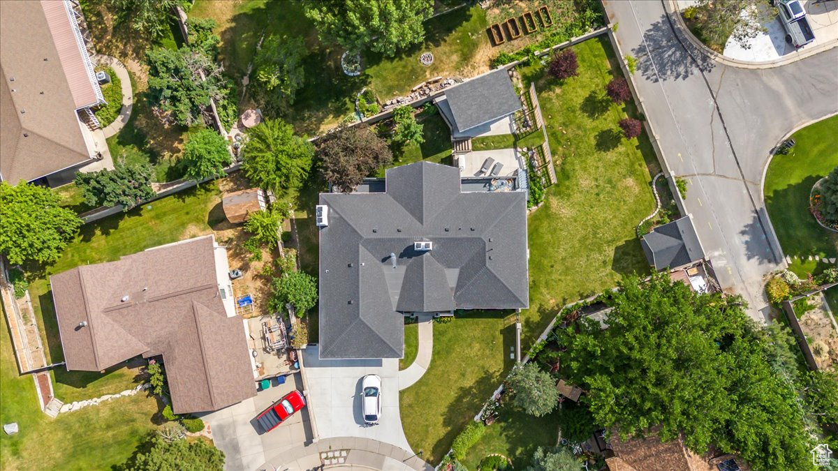 3028 E FOXWOOD CIR