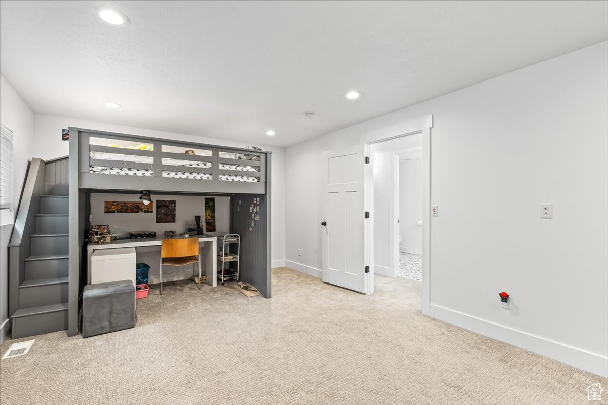 3028 E FOXWOOD CIR