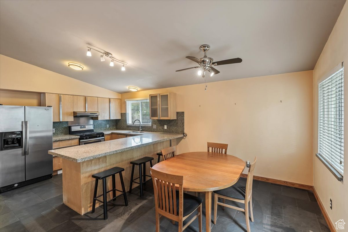 1926 E MOOR MONT DR