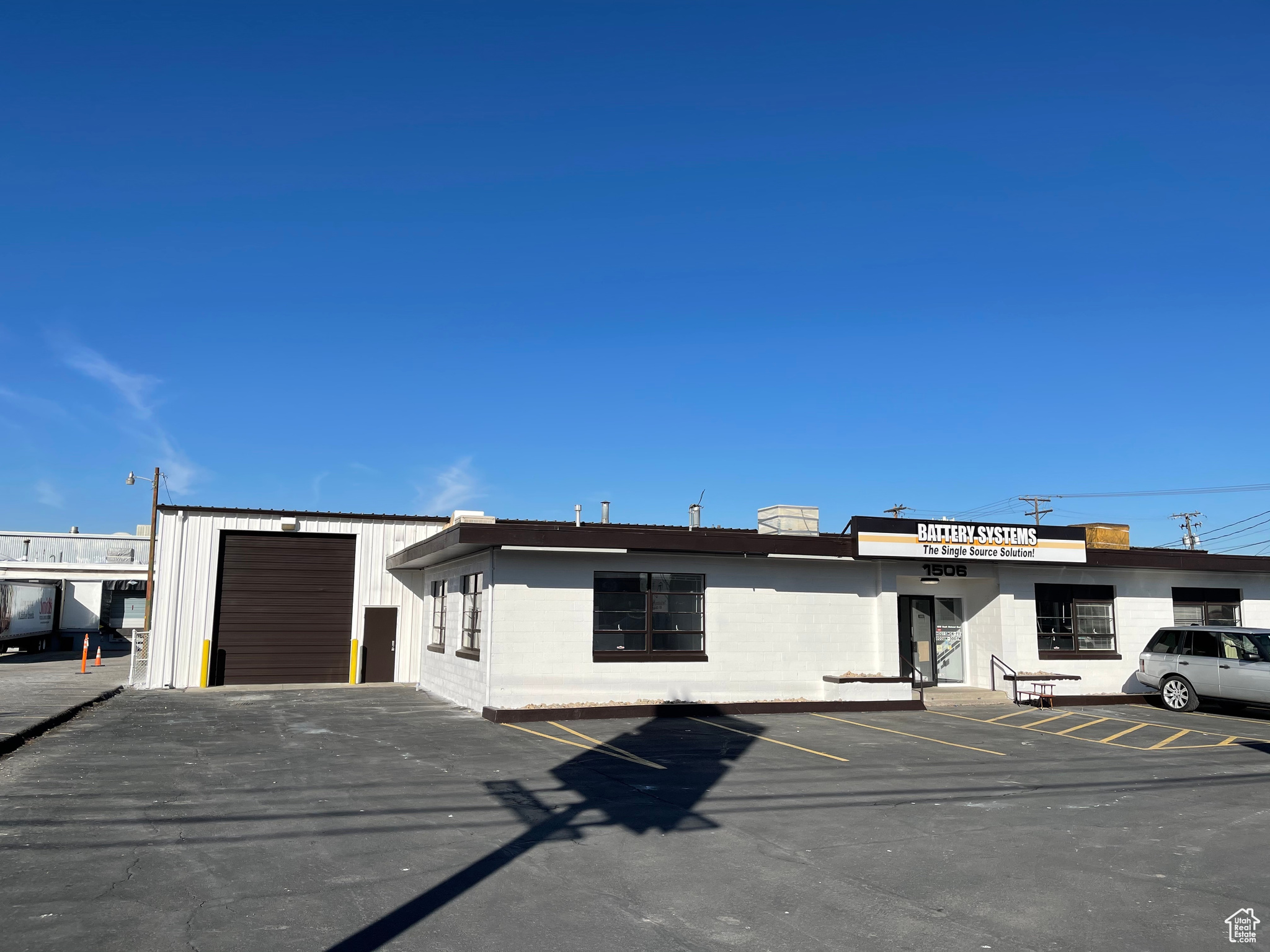 1506 S REDWOOD