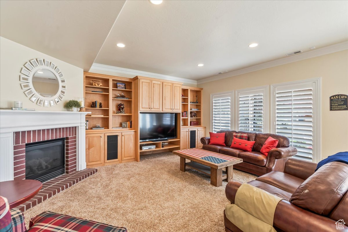 2010 E ROCKLIN DR