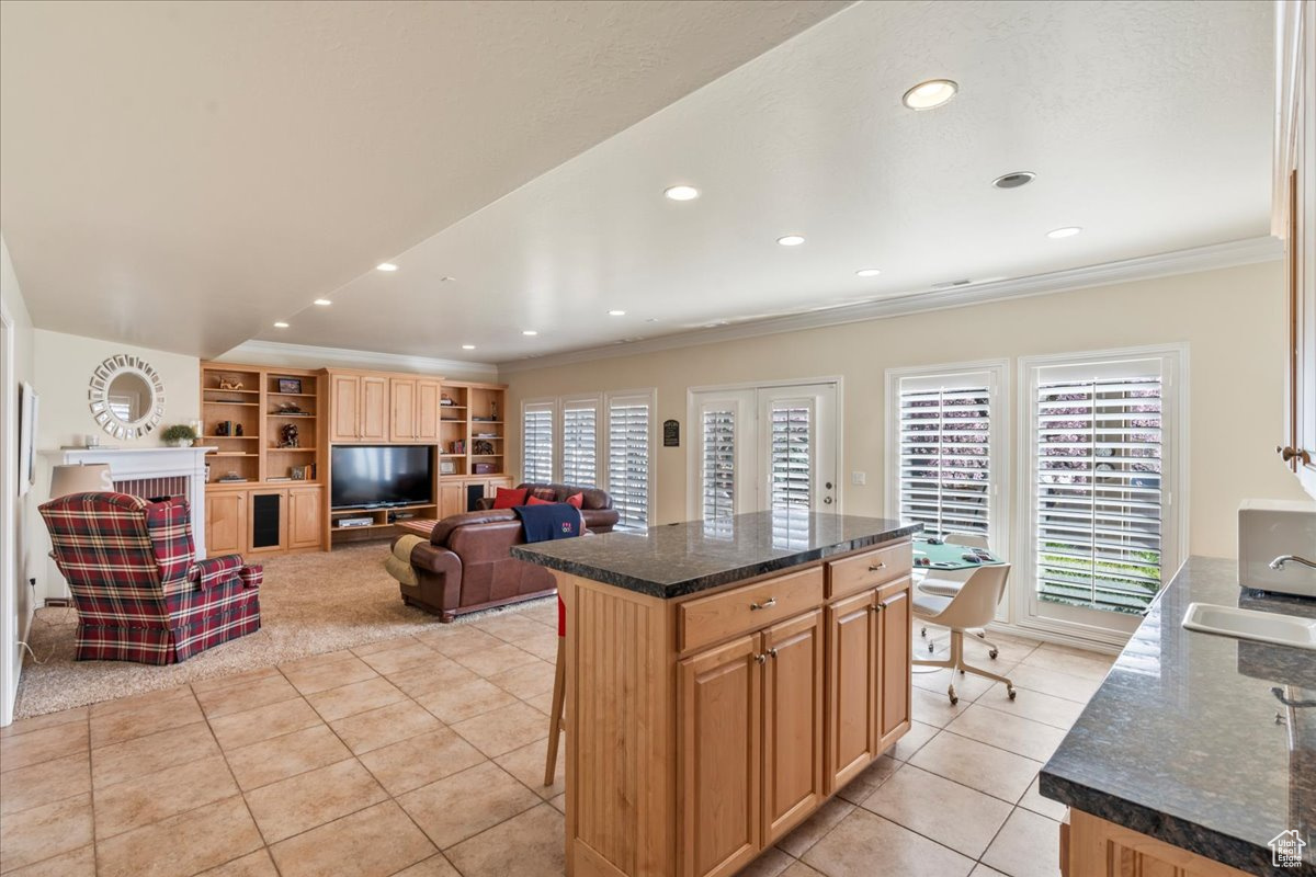 2010 E ROCKLIN DR