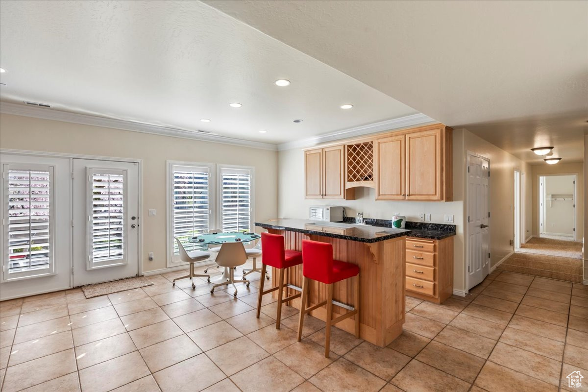 2010 E ROCKLIN DR