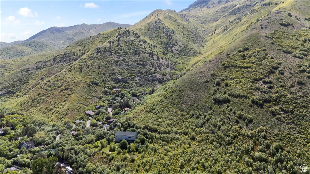 3922 E COVE RD Unit: 4